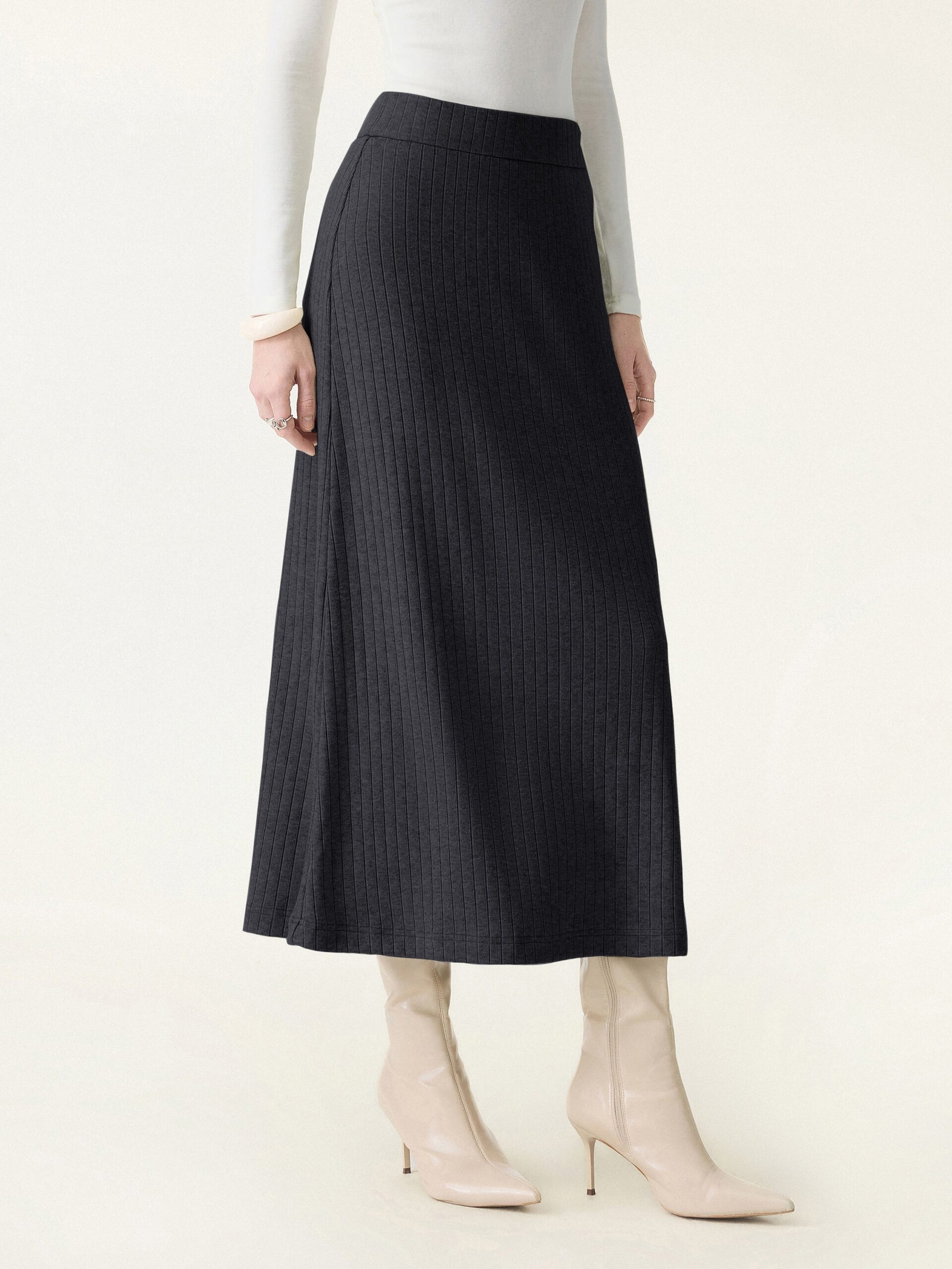 Weit gerippter, weich fallender Midirock - Image 5