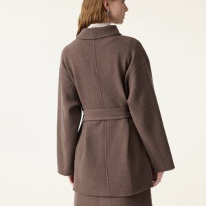 Alternative view of Wickelmantel mit Gürtel und abnehmbarem Kragen