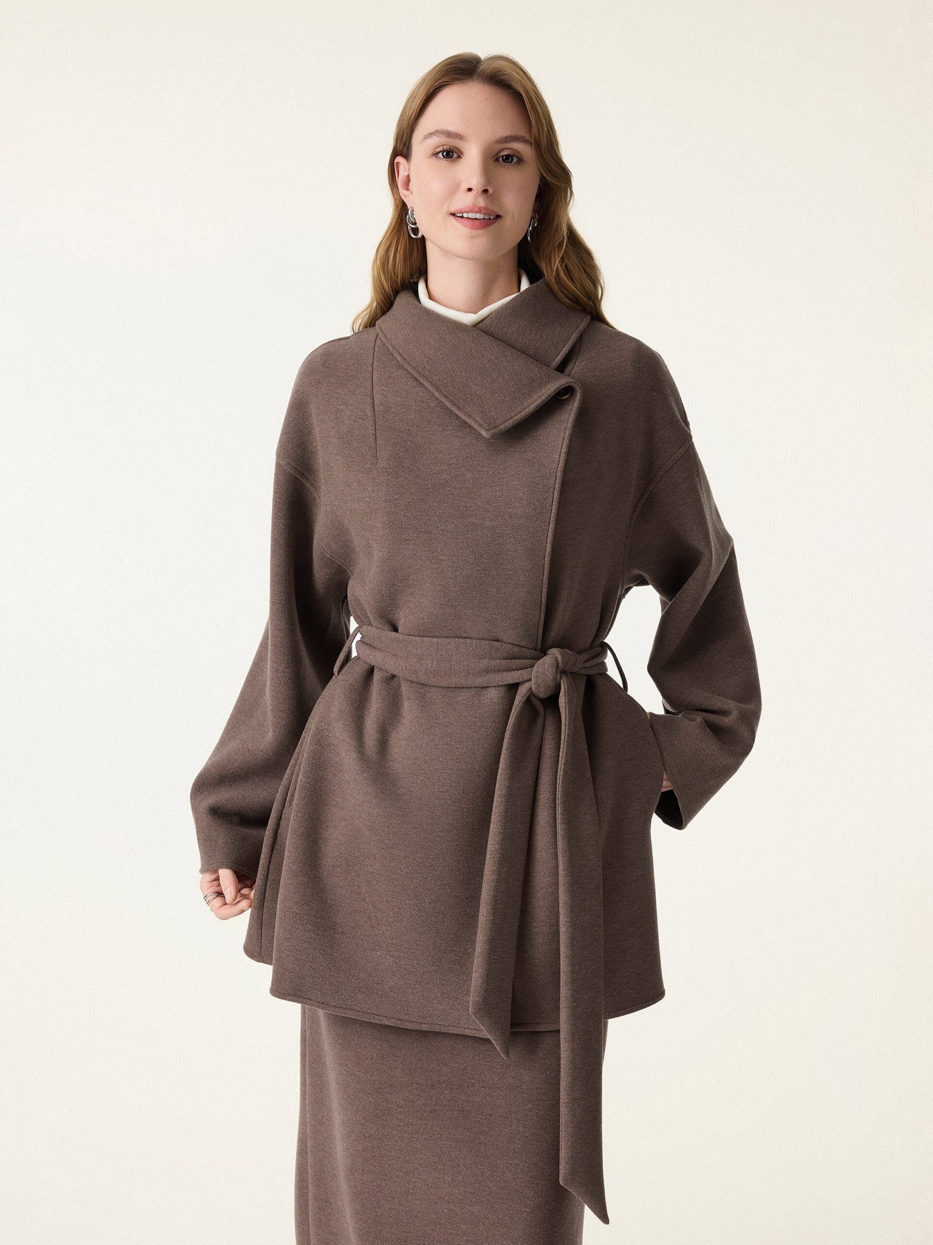 2-teiliges Set: Wickelmantel mit Gürtel und wandelbarem Kragen & figurformender A-Linien-Schlupfrock (Midi-Länge). - Image 8
