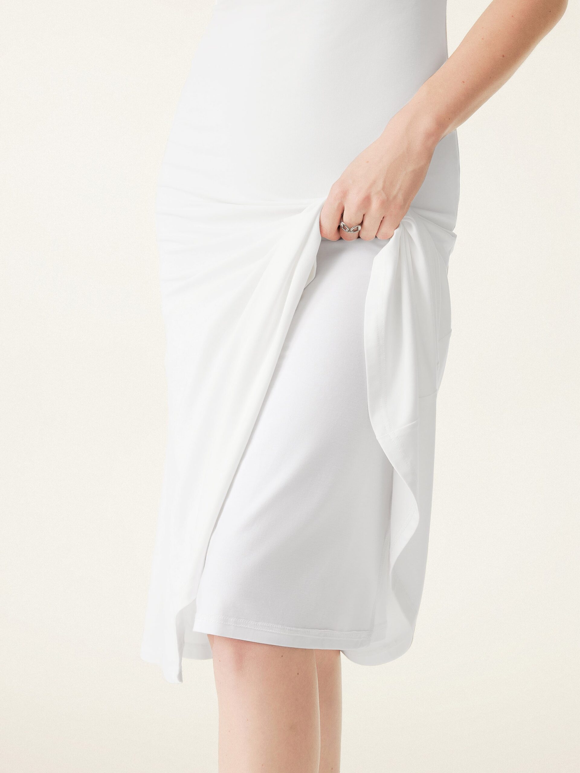 Brami-Midikleid mit U-Ausschnitt und tiefem Rückenausschnitt - Image 2