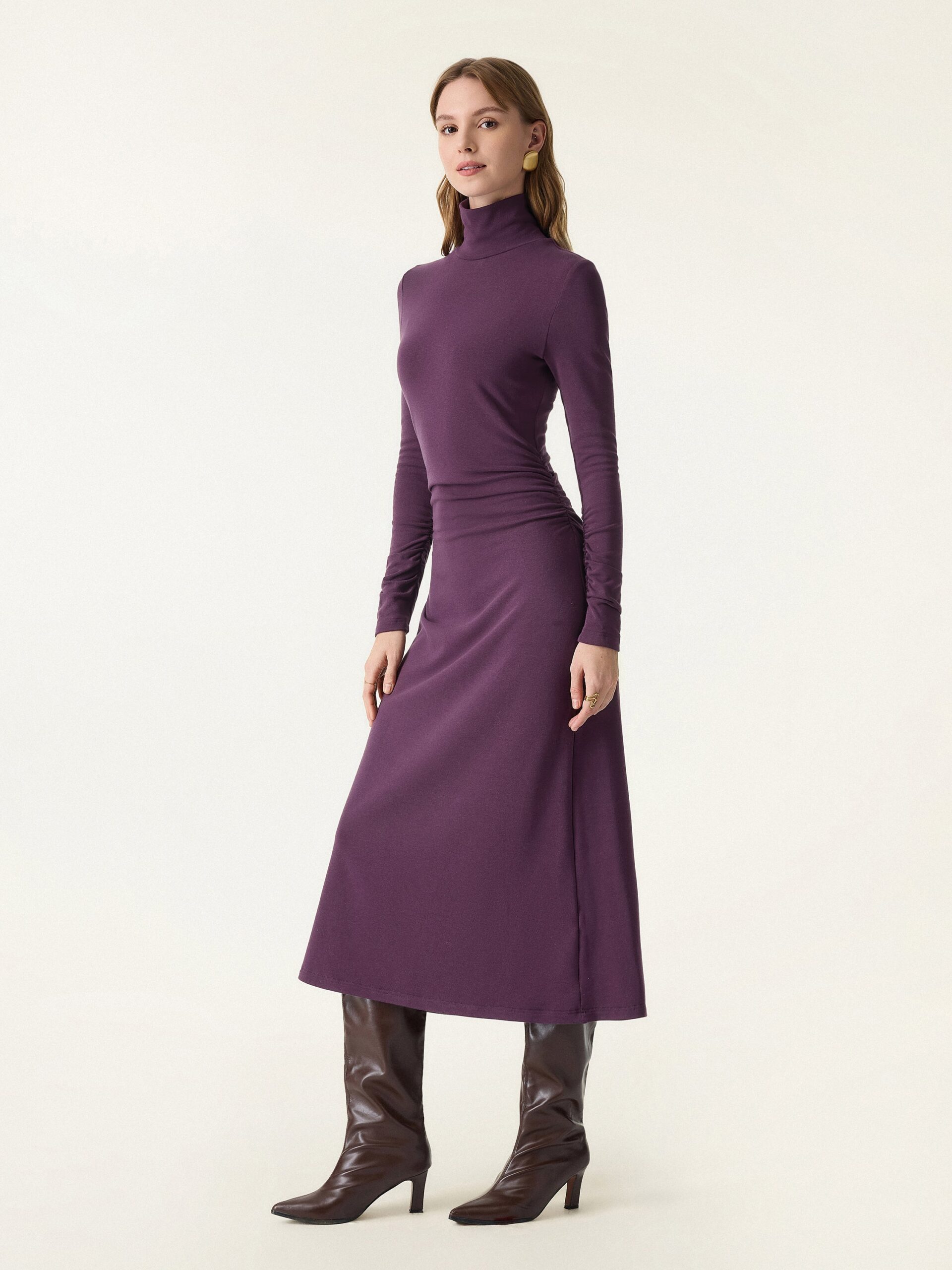 ProWarm Midikleid mit Rollkragen und gerafften Ärmeln - Image 7